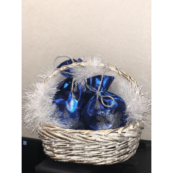 Р-4 Корзина метелица (малая)+чай+сувенир Р-4 Корзина метелица (малая)+чай+сувенир