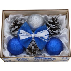 Гирлянда из шаров синяя