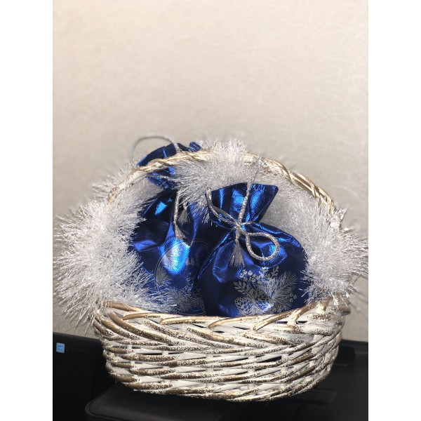 Корзина метелица (малая)+чай+сувенир Корзина метелица (малая)+чай+сувенир